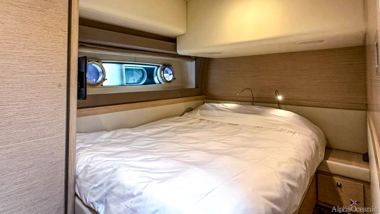 Ferretti 690 usado à venda