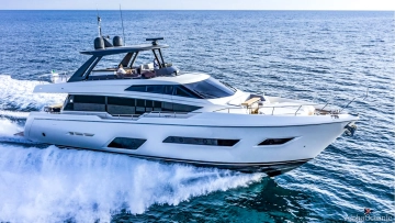 Ferretti 780HT usata in vendita