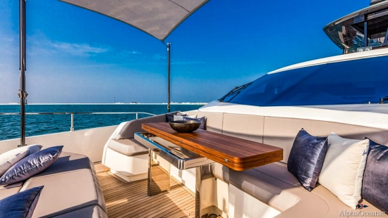 Ferretti 780HT usata in vendita