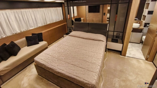Ferretti 780HT usata in vendita