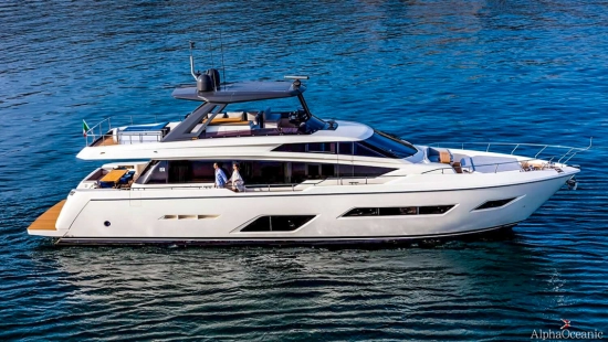 Ferretti 780HT usata in vendita
