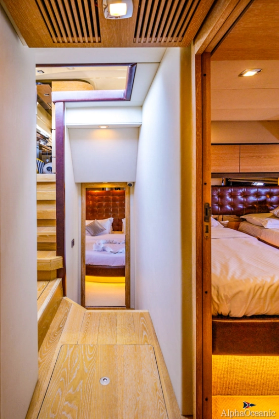 Azimut 70 usado à venda