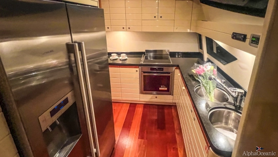 Ferretti 830 de segunda mano en venta