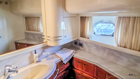 Ferretti 830 de segunda mano en venta