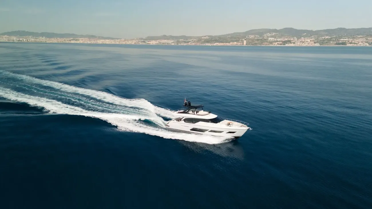 Ferretti 720 usata in vendita