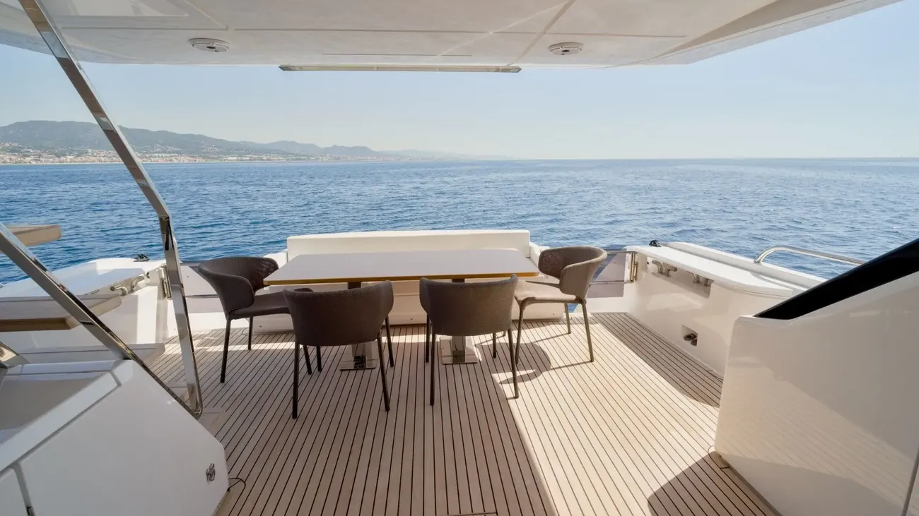 Ferretti 720 usata in vendita
