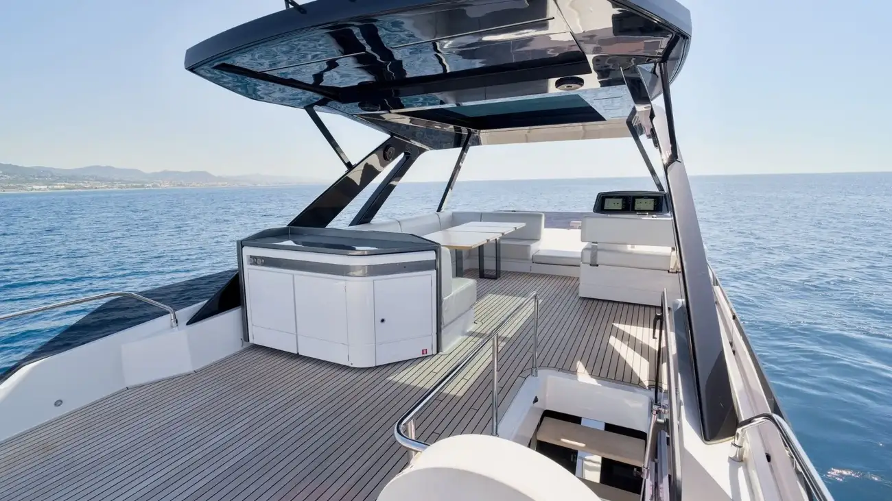 Ferretti 720 usata in vendita