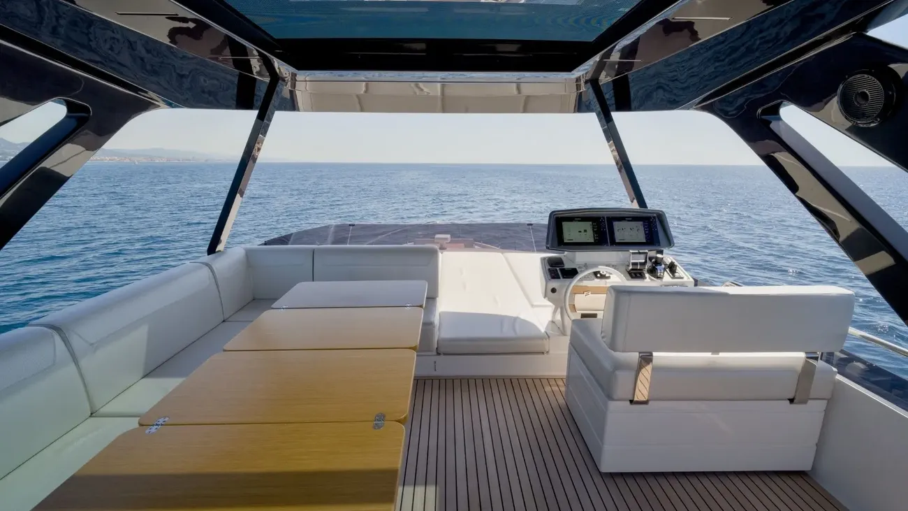 Ferretti 720 usata in vendita