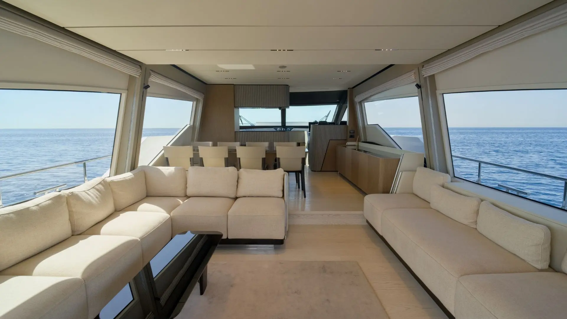 Ferretti 720 usata in vendita