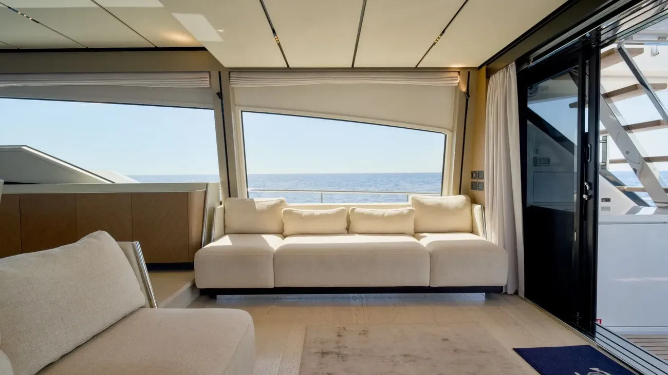 Ferretti 720 usata in vendita