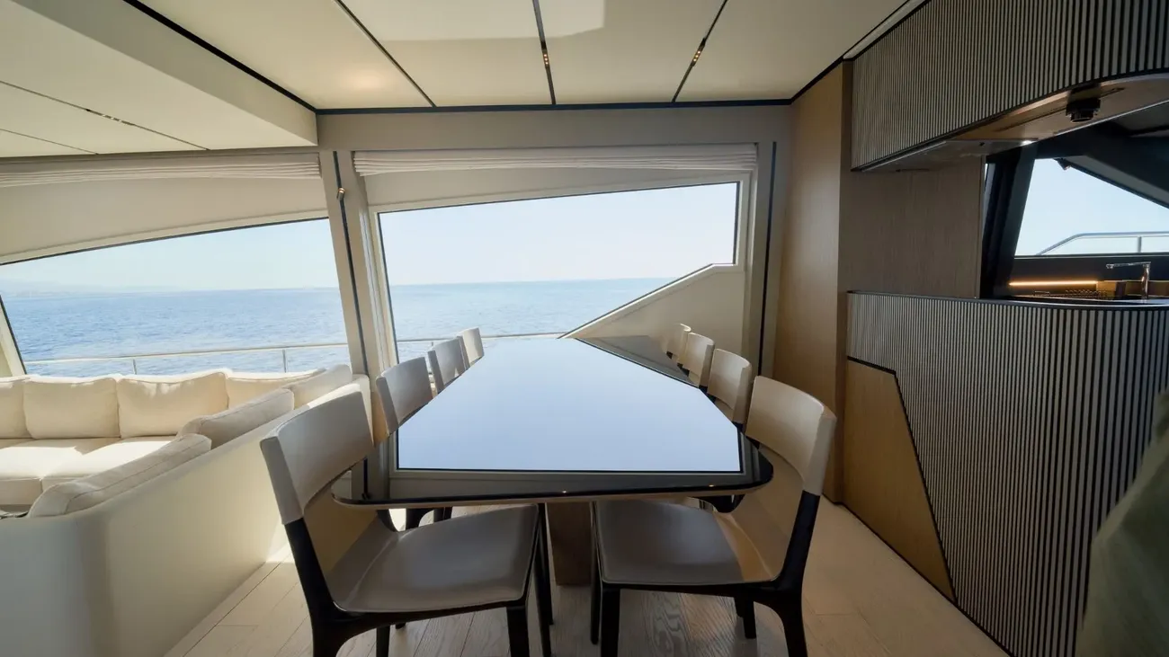 Ferretti 720 usata in vendita