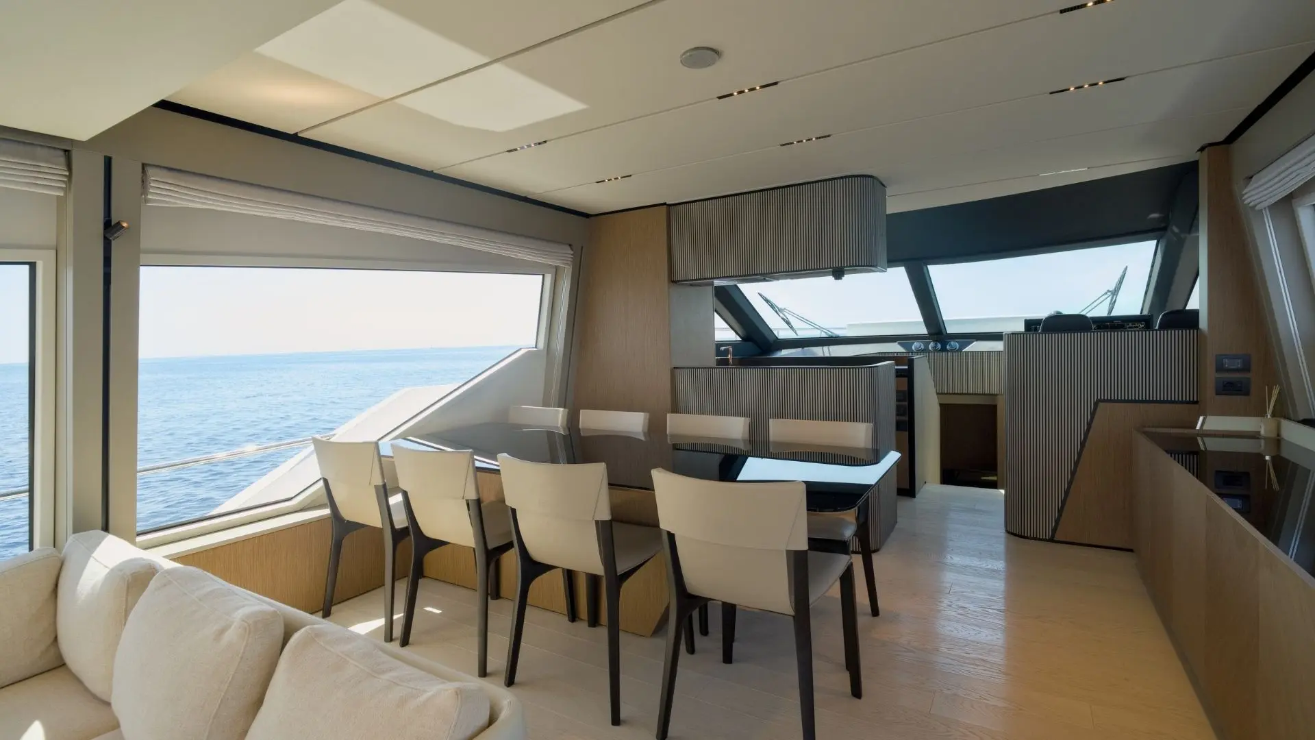 Ferretti 720 usata in vendita