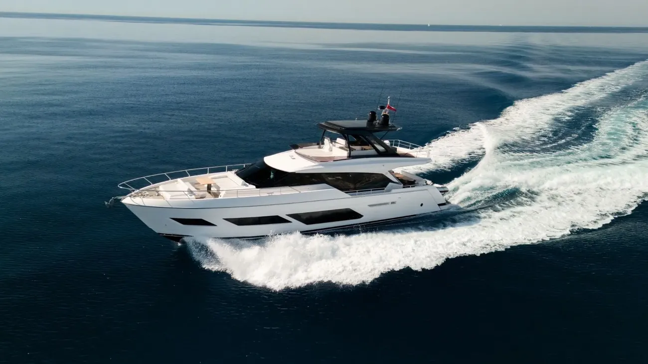 Ferretti 720 usata in vendita