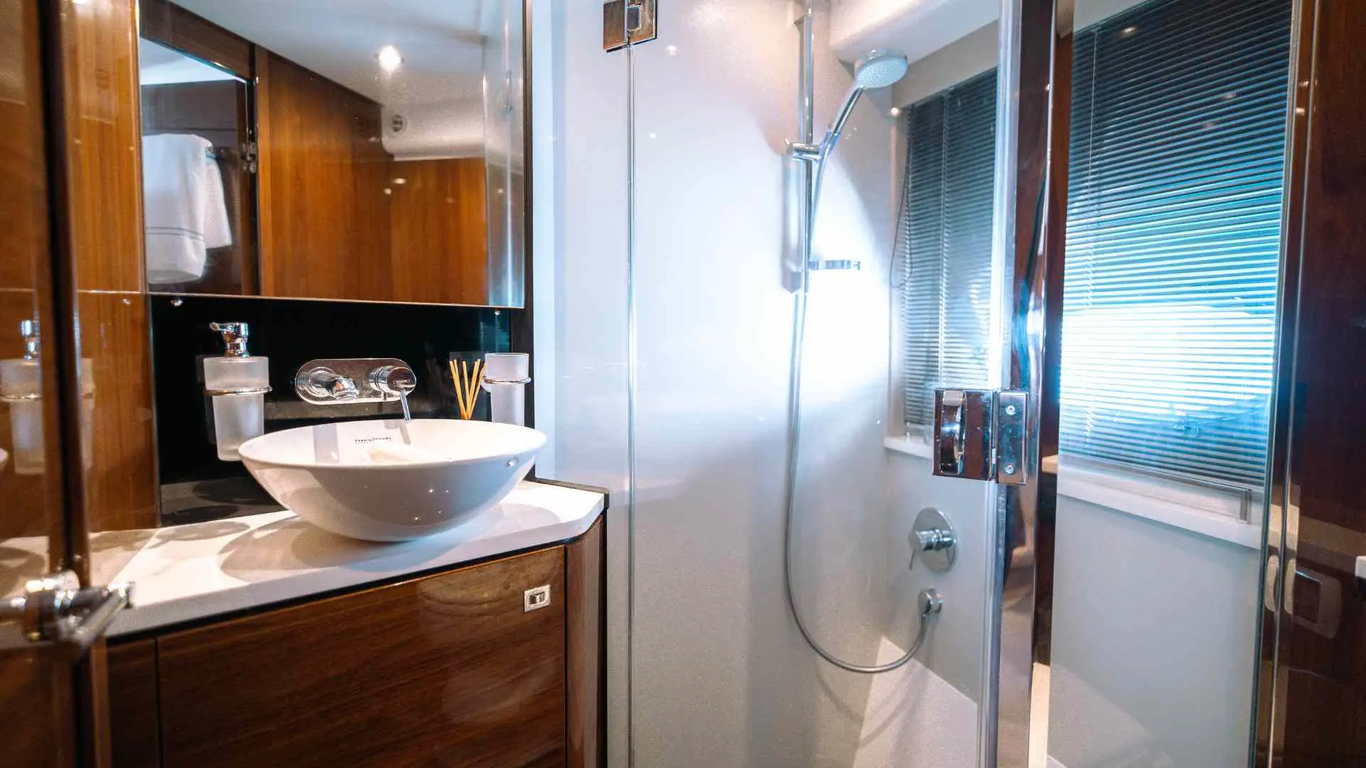 Princess V48 usata in vendita