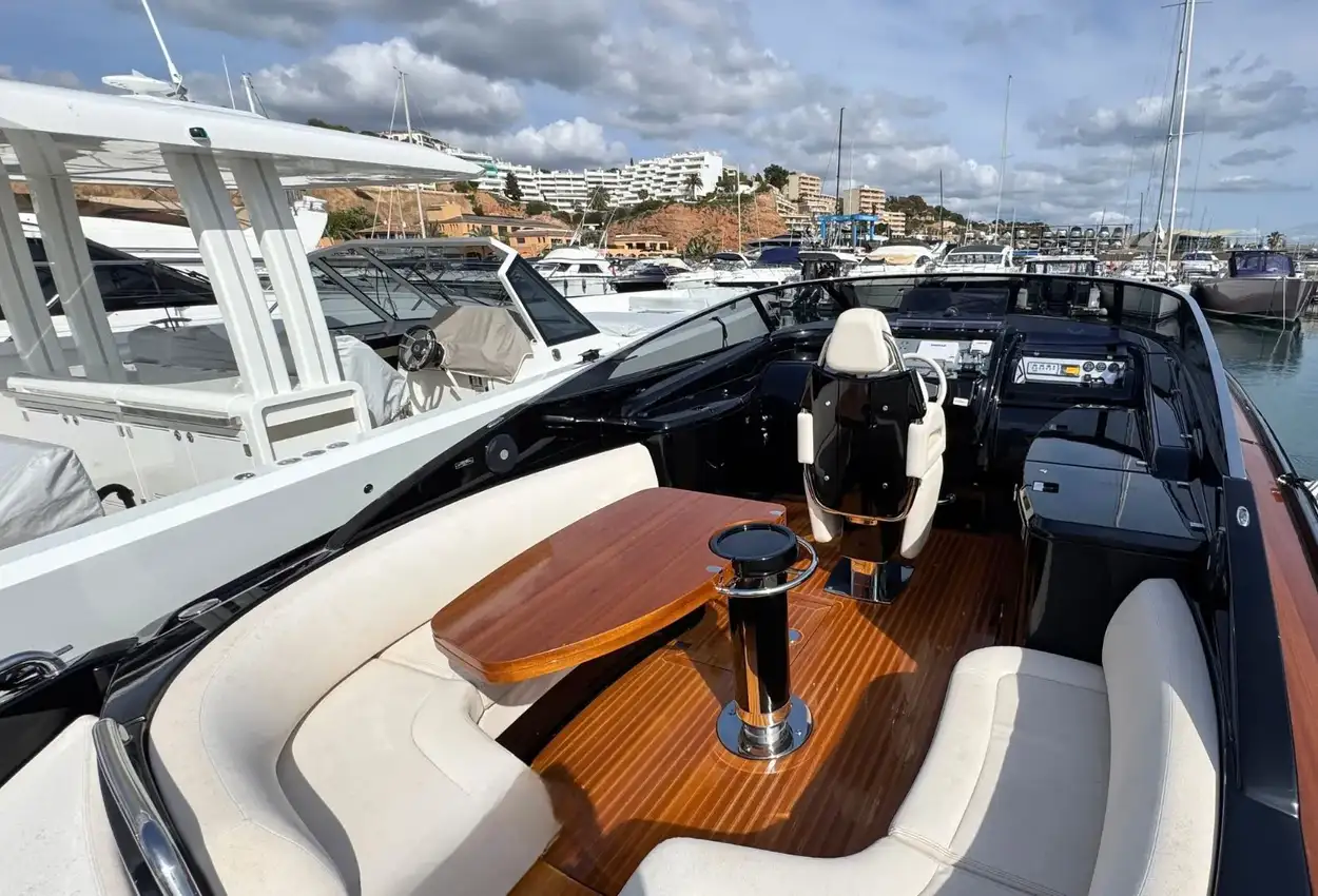 Riva 44 Rivarama usado à venda