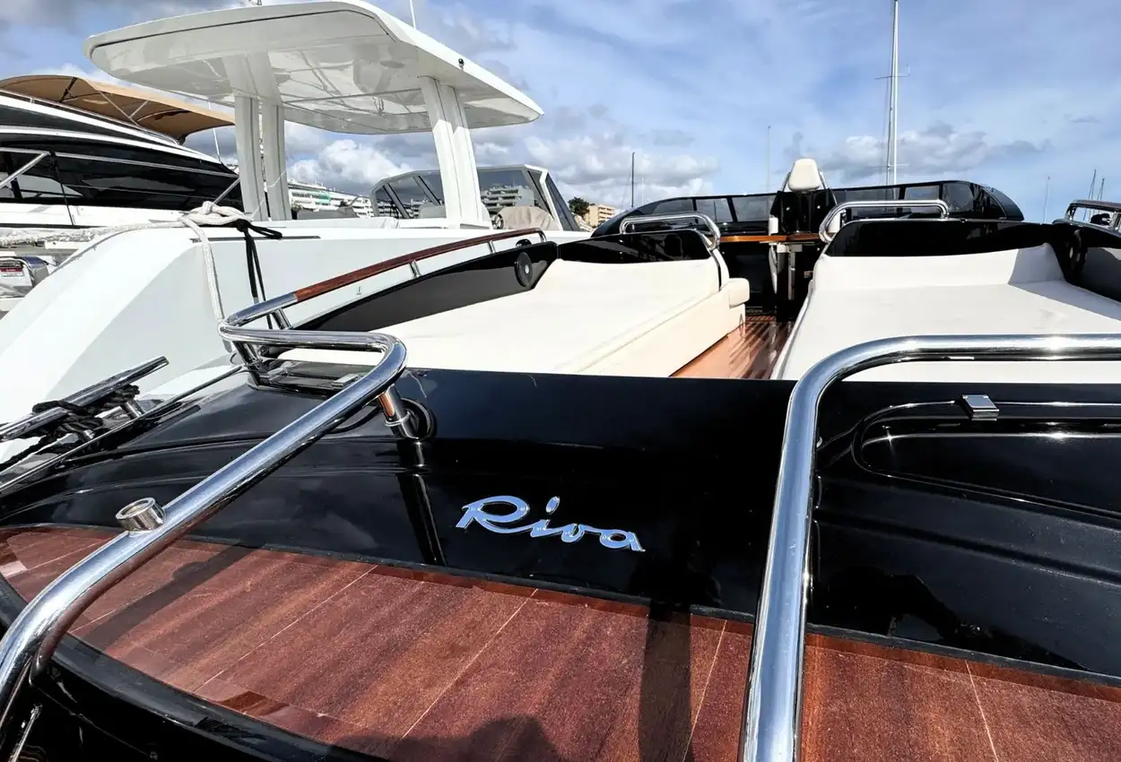 Riva 44 Rivarama usado à venda