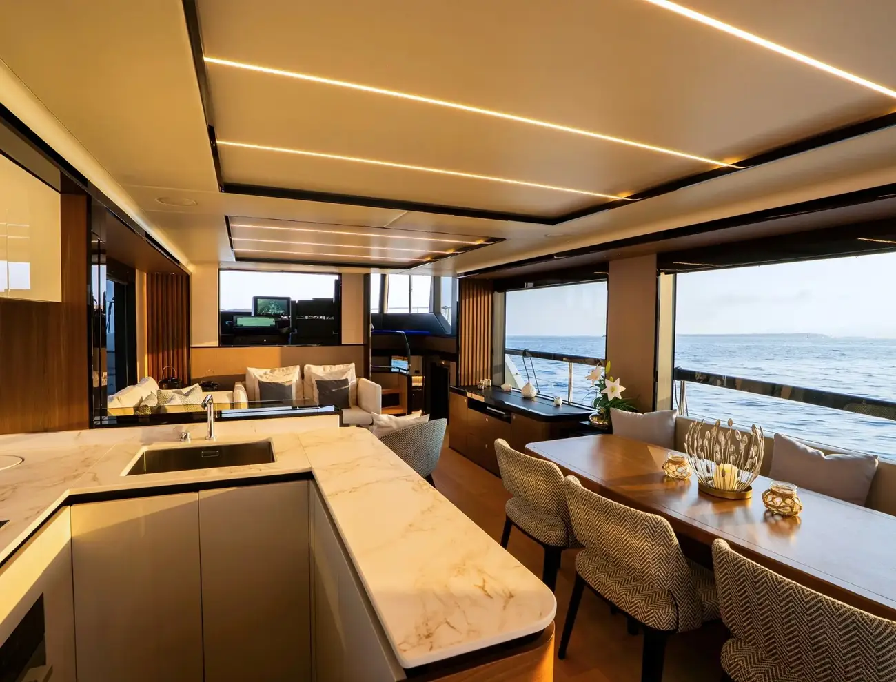 Absolute Navetta 68 usado à venda