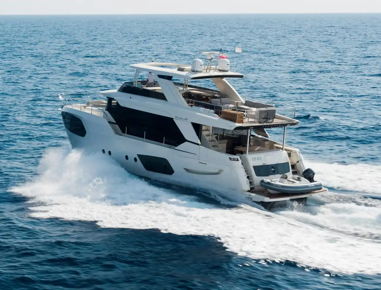 Absolute Navetta 68 usado à venda