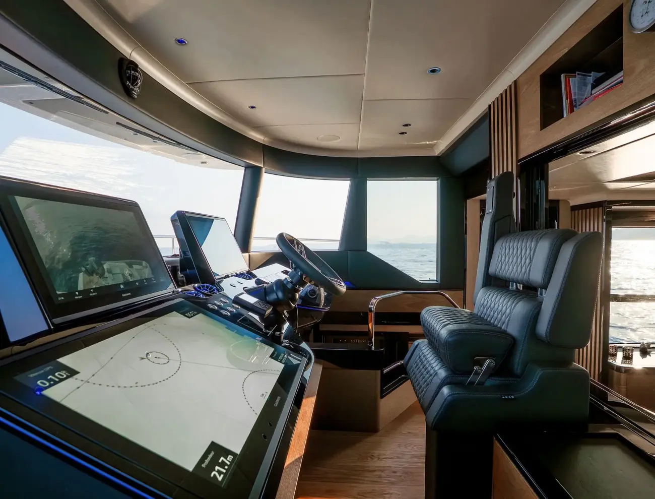 Absolute Navetta 68 usado à venda
