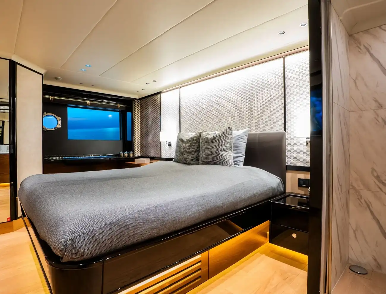 Absolute Navetta 68 usado à venda