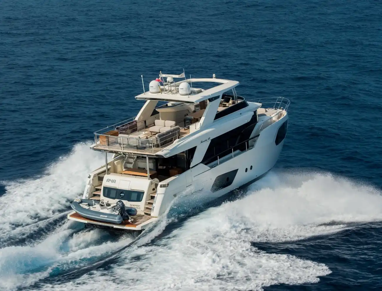 Absolute Navetta 68 usado à venda