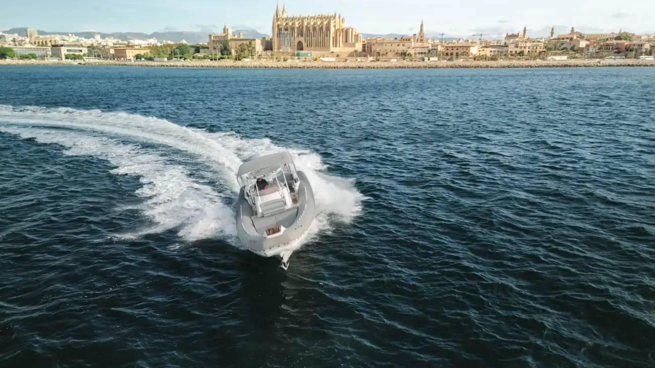 Sacs Marine Stratos S42 usata in vendita
