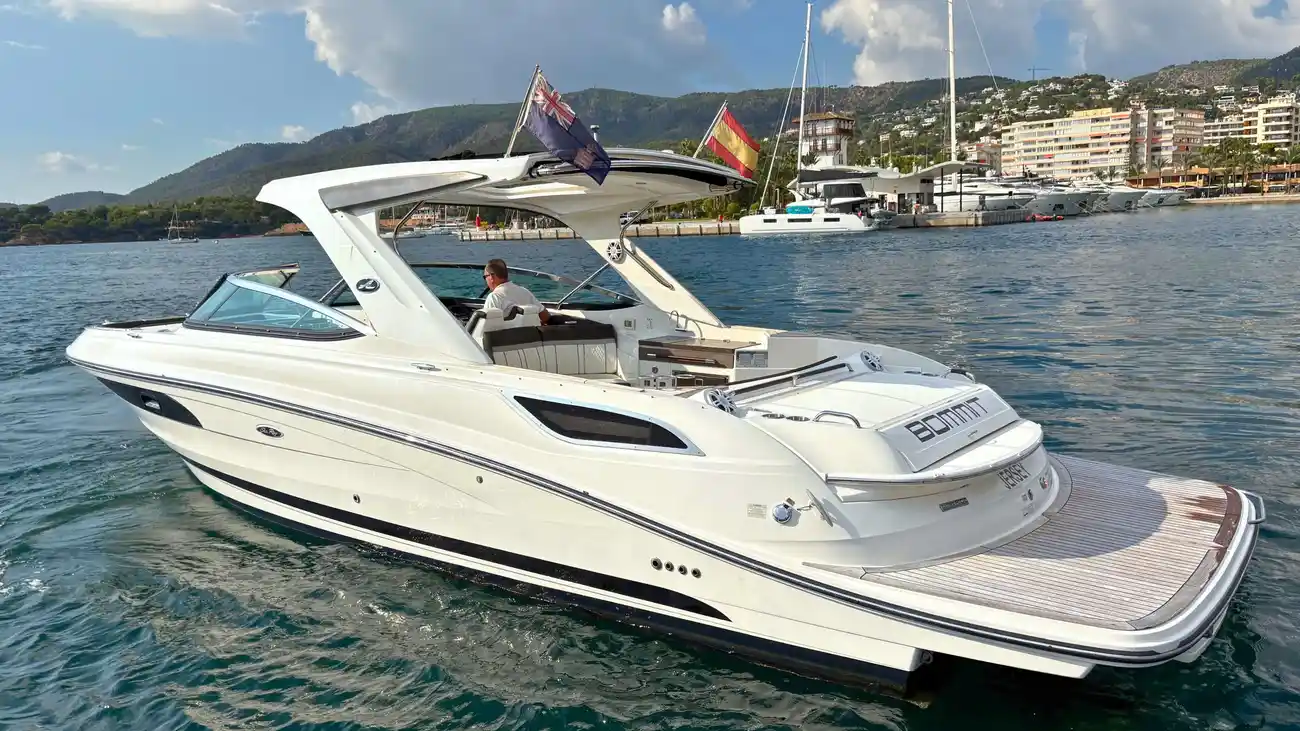 Sea Ray SLX 350 usata in vendita