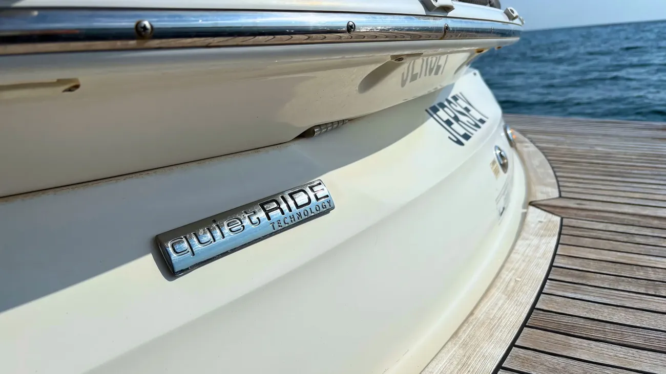 Sea Ray SLX 350 usata in vendita