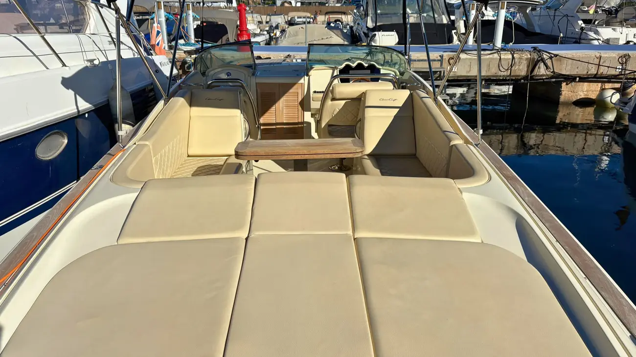 Chris Craft 32 Corsair usado à venda