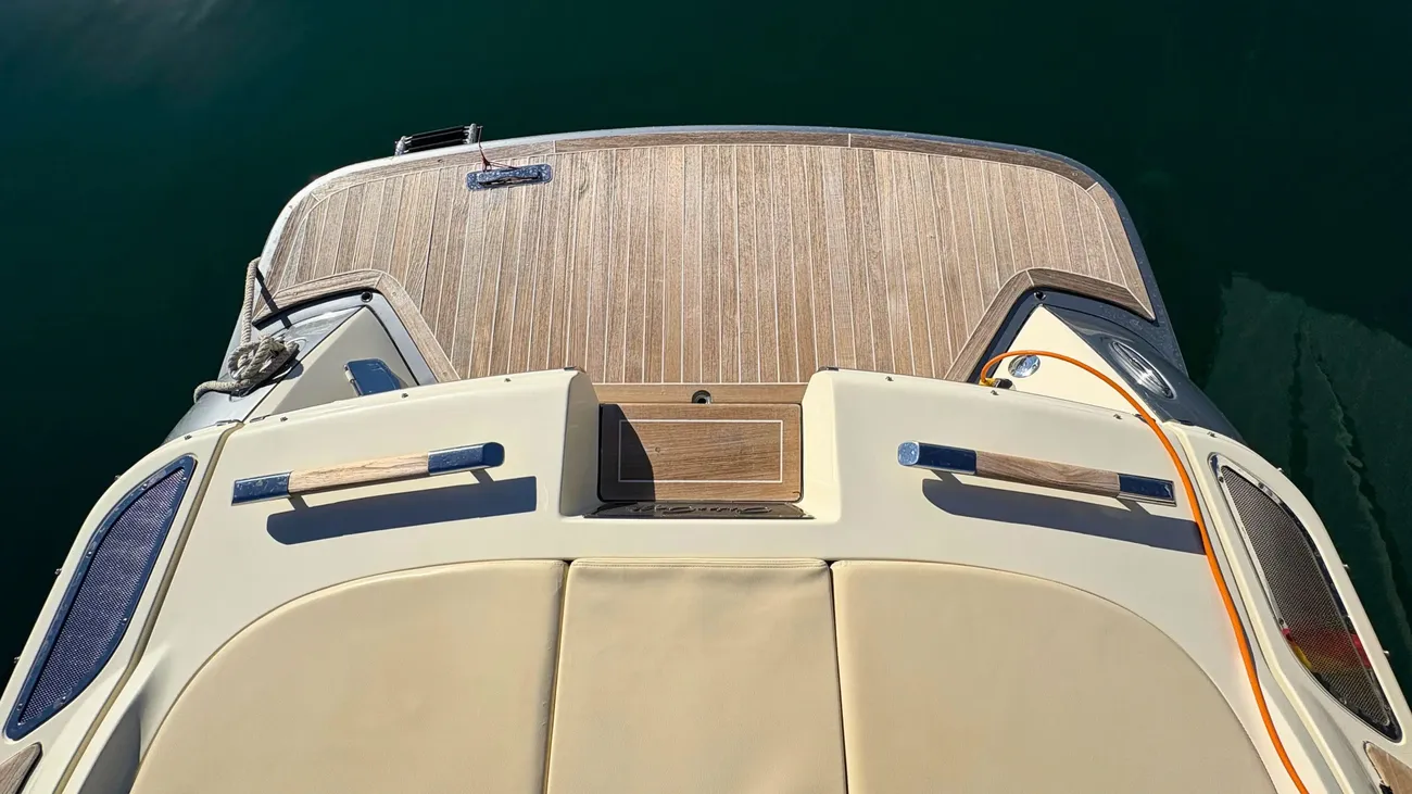Chris Craft 32 Corsair usado à venda