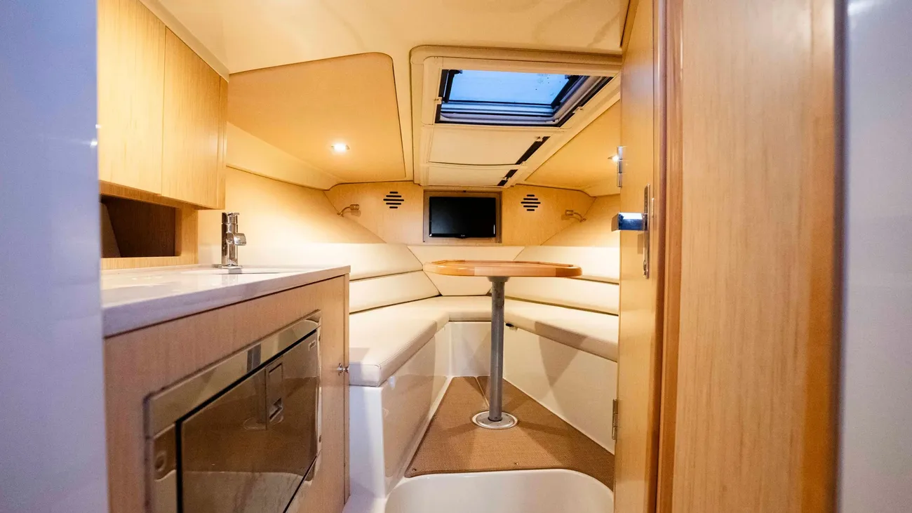 Chris Craft 32 Corsair usado à venda