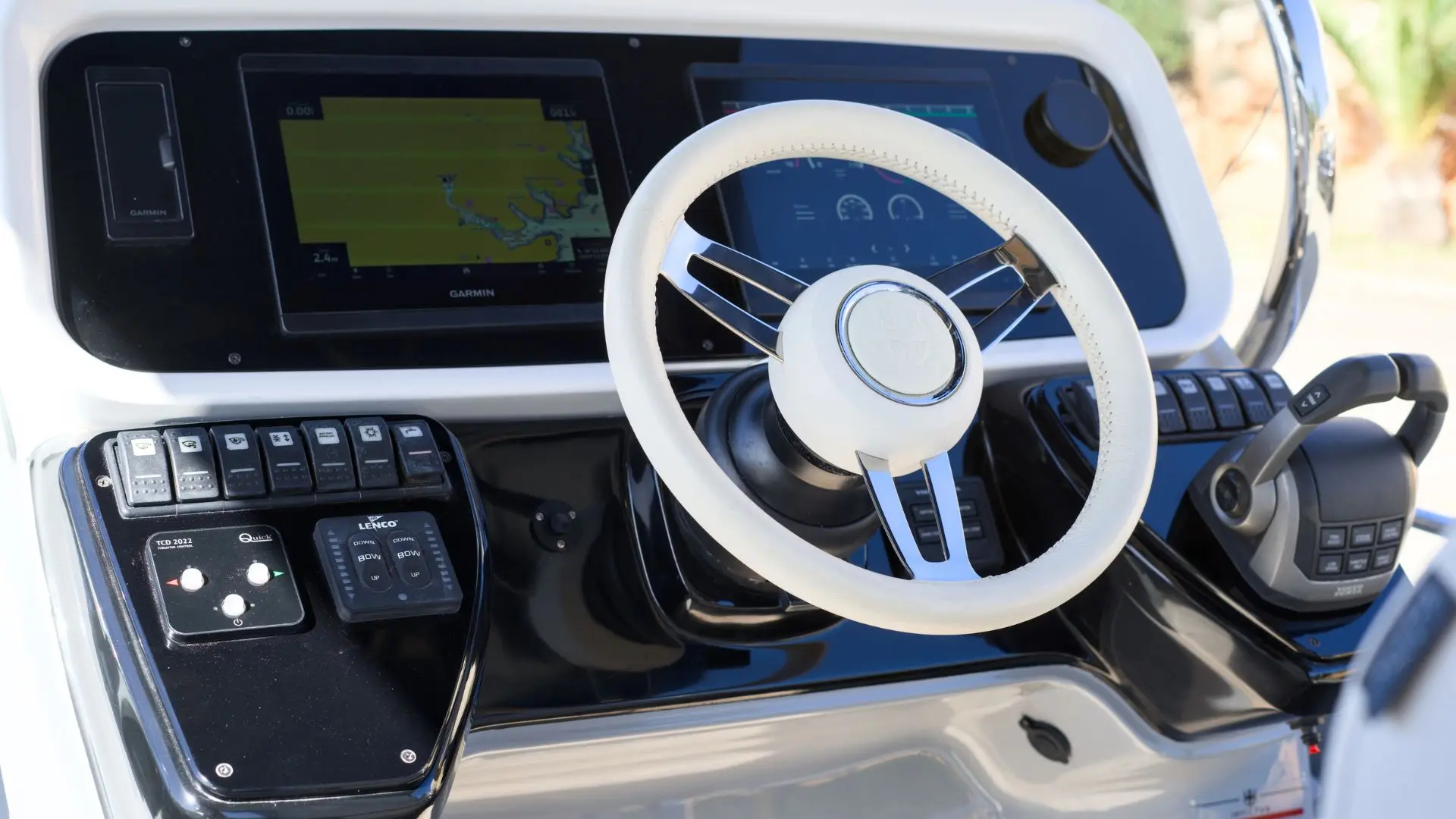 Invictus Yacht 320 GT usata in vendita