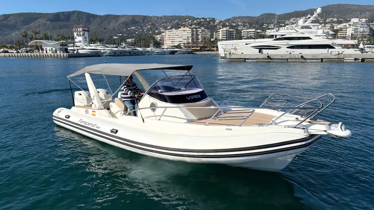 Capelli Tempest 850 WA usado à venda