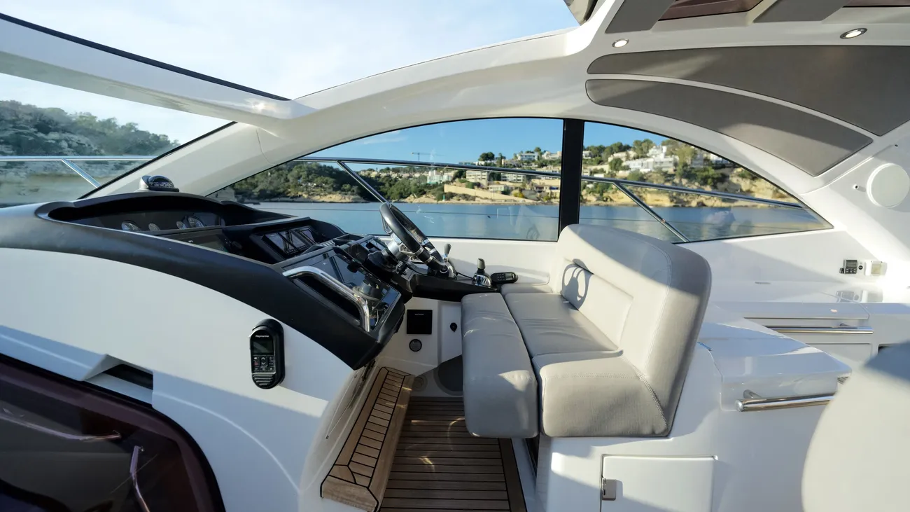 Sunseeker San Remo usado à venda