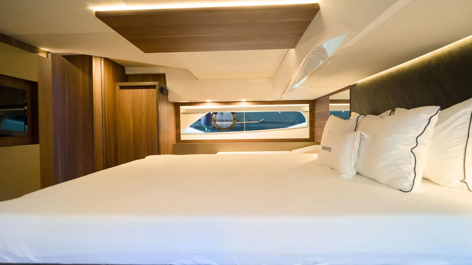 Sealine F530 usado à venda