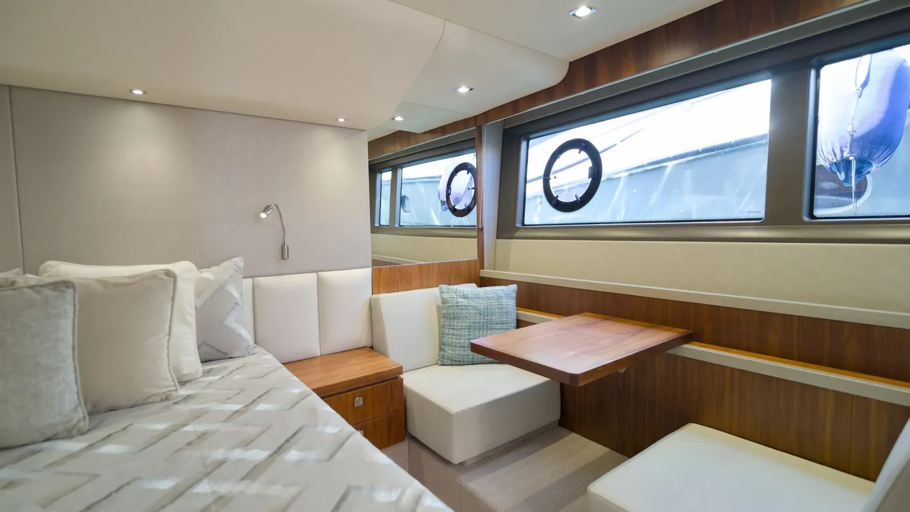Sunseeker Manhattan 52 usado à venda