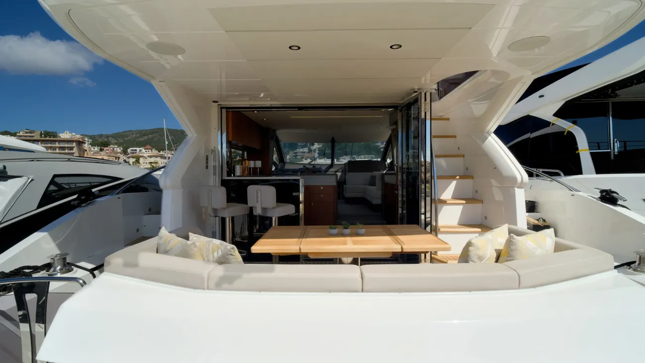 Sunseeker Manhattan 52 usado à venda