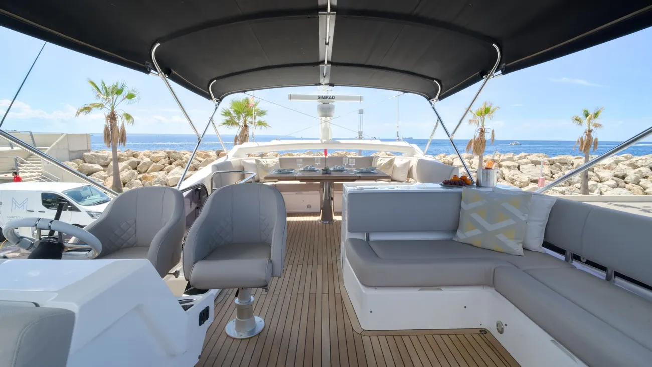 Sunseeker Manhattan 52 usado à venda