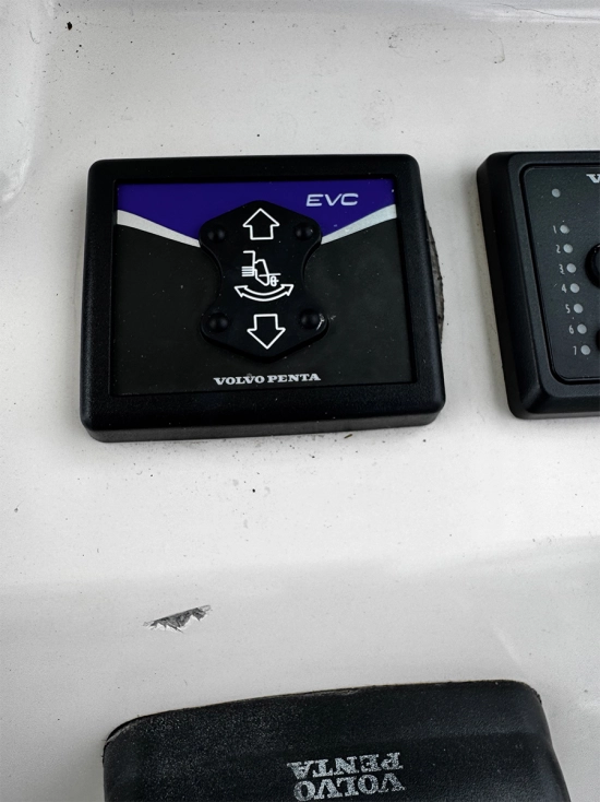 Fishing Raptor 32 Cuddy de segunda mano en venta