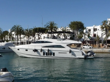 Fairline Squadron 65 preowned for sale