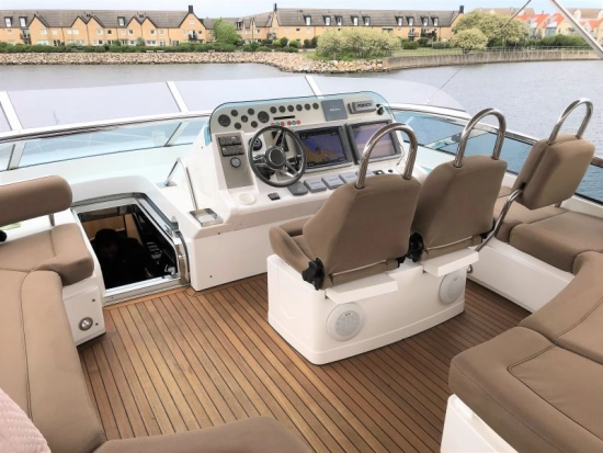 Fairline Squadron 78 usata in vendita
