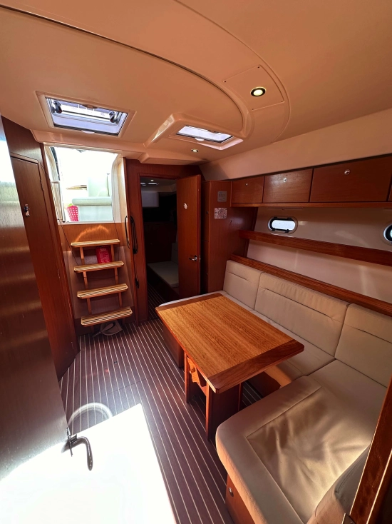 Bavaria Yachts 38 Sport Ht usado à venda