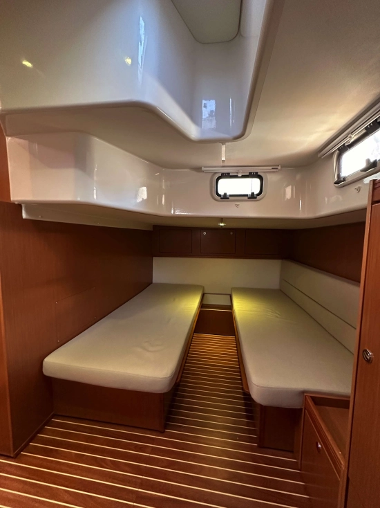Bavaria Yachts 38 Sport Ht usado à venda