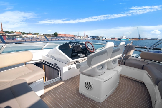 Fairline Squadron 74 de segunda mano en venta