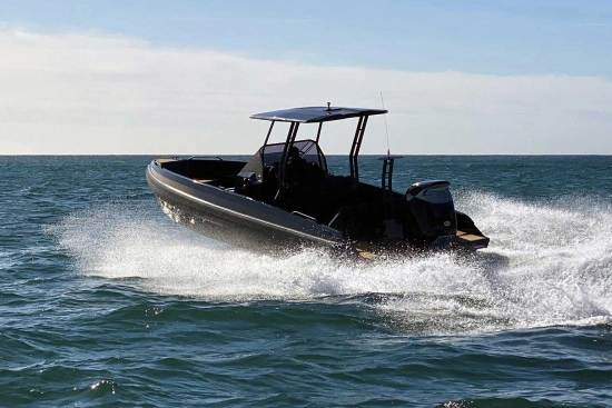 Airon Marine 767 T Top usado à venda