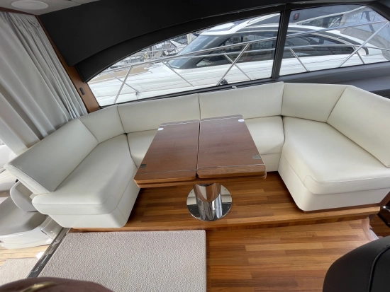 Princess V50 Deck Saloon usado à venda