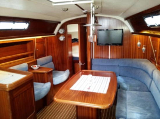 Bavaria Yachts 37 C usado à venda