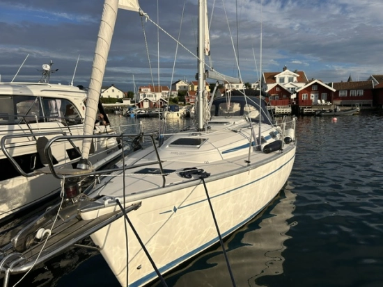 Bavaria Yachts 37 C usado à venda