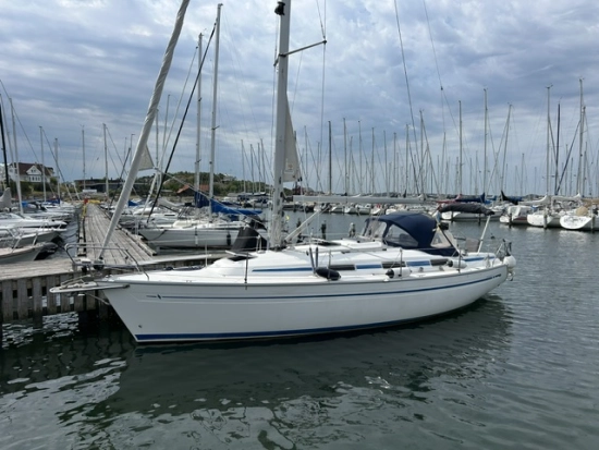 Bavaria Yachts 37 C usado à venda