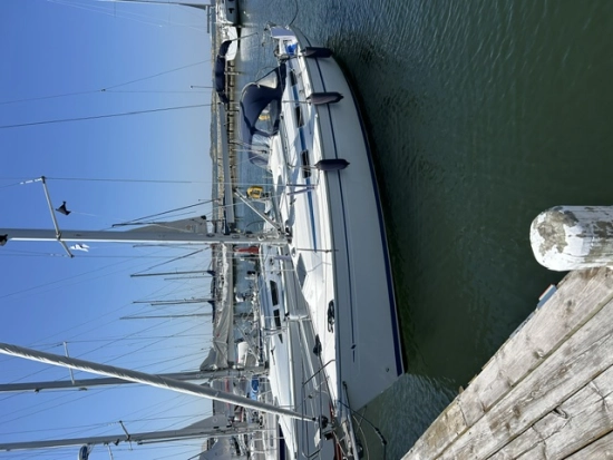 Bavaria Yachts 37 C usado à venda